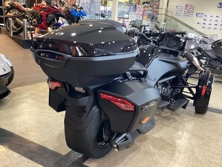 BRP Can-Am SPYDER F3 Limited 新車の事はメーカー正規取扱店の当店にお任せ下さい! 8