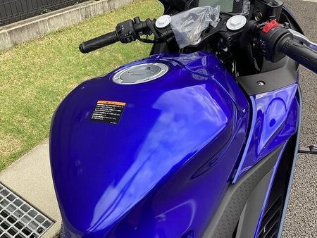 ヤマハ YZF-R25 新車の事はメーカー正規取扱店の当店にお任せ下さい! 16