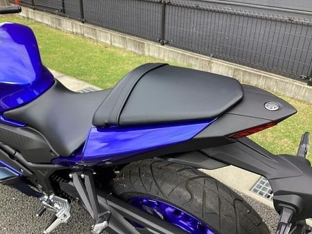 ヤマハ YZF-R25 新車の事はメーカー正規取扱店の当店にお任せ下さい! 23