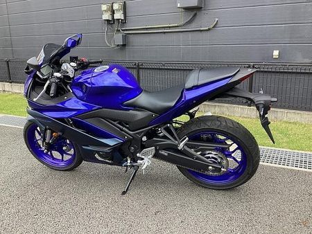 ヤマハ YZF-R25 新車の事はメーカー正規取扱店の当店にお任せ下さい! 6