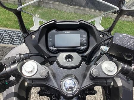 スズキ GSX250R 新車の事はメーカー正規取扱店の当店にお任せ下さい! 17