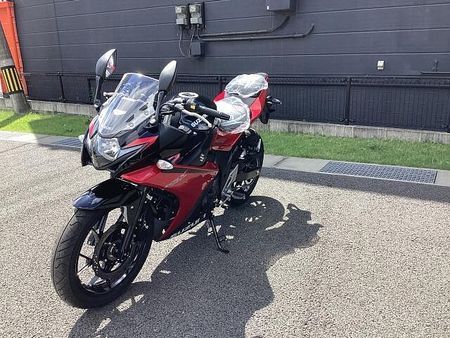 スズキ GSX250R 新車の事はメーカー正規取扱店の当店にお任せ下さい! 5