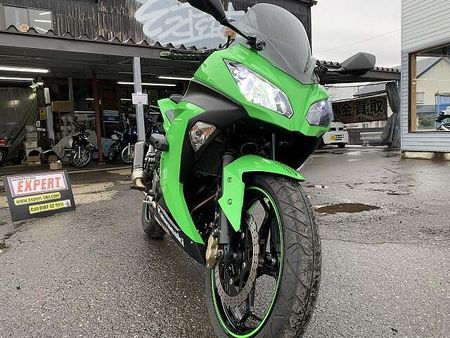 カワサキ ニンジャ 250 県南唯一のカワサキ正規取扱店!新・中古車・逆車の事なら安心、安全、充実の正規取扱店へGO! 2