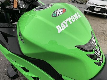 カワサキ ニンジャ 250 県南唯一のカワサキ正規取扱店!新・中古車・逆車の事なら安心、安全、充実の正規取扱店へGO! 14