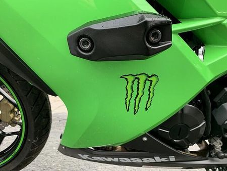 カワサキ ニンジャ 250 県南唯一のカワサキ正規取扱店!新・中古車・逆車の事なら安心、安全、充実の正規取扱店へGO! 37