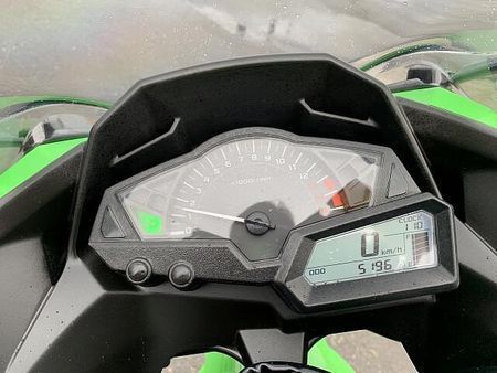 カワサキ ニンジャ 250 県南唯一のカワサキ正規取扱店!新・中古車・逆車の事なら安心、安全、充実の正規取扱店へGO! 10
