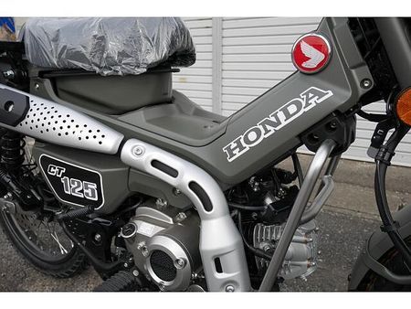 ホンダ CT125 ハンターカブ 作製ベース5月入荷・依頼から2、3週間で完成・オリジナルカラー 17