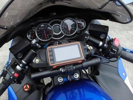 スズキ HAYABUSA ドラレコ、グリップヒーター、クイックシフト、スクリーン、インナーフェンダーつき 18