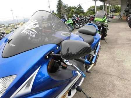 スズキ HAYABUSA ドラレコ、グリップヒーター、クイックシフト、スクリーン、インナーフェンダーつき 23