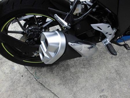 スズキ ジクサー SF250 国内3メーカー正規取り扱い!自社認証工場完備! 11