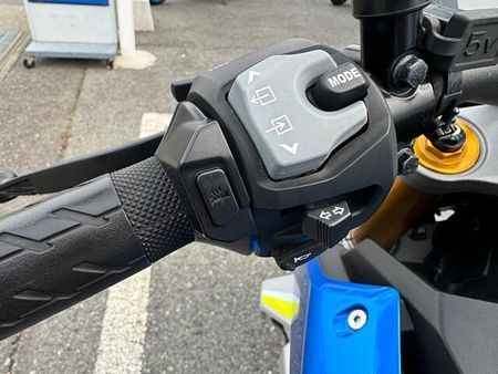 スズキ GSX-S1000 ABS ワンオーナー車両!! 9