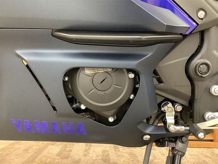 ヤマハ YZF-R25 【マル得】YZF-R25 リアキャリア・USB1ポート装備! 23