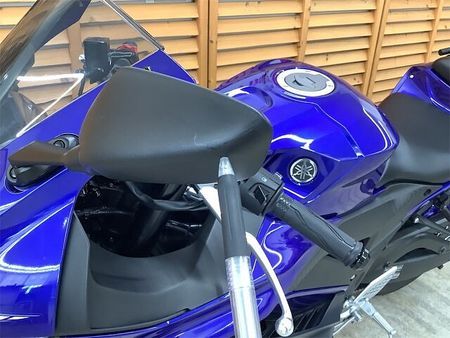 ヤマハ YZF-R25 【マル得】YZF-R25 リアキャリア・USB1ポート装備! 32