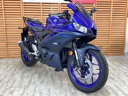 ヤマハ YZF-R25 【マル得】YZF-R25 リアキャリア・USB1ポート装備! 9