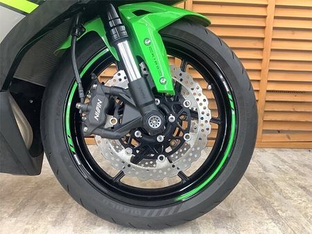 カワサキ ZX-6R ZX-6R 2019年モデル 国内仕様 トリックスター製スポーツコンバートマフラー装備! 22