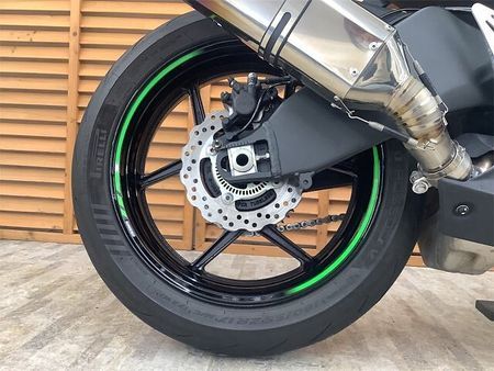 カワサキ ZX-6R ZX-6R 2019年モデル 国内仕様 トリックスター製スポーツコンバートマフラー装備! 24