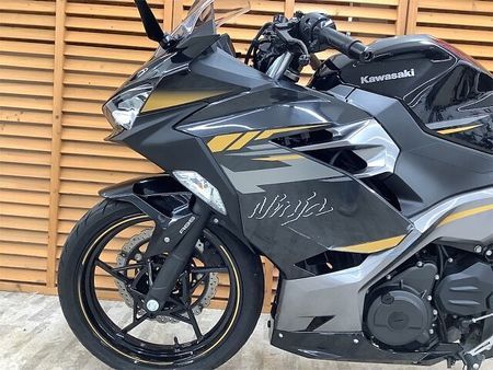カワサキ ニンジャ 400 【マル得】NINJA400 2022年モデル ワンオーナー スポーツグリップヒーター装備! 11