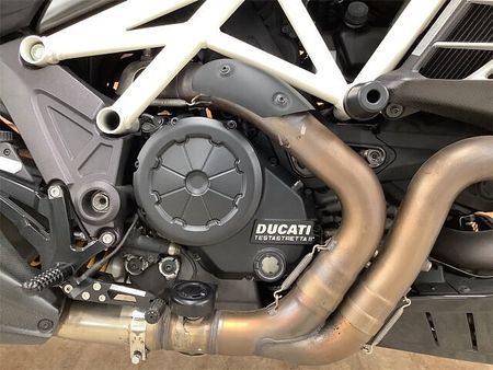 ドゥカティ DIAVEL CROMO ディアベル AMGスペシャルエディション 2012年モデル 13