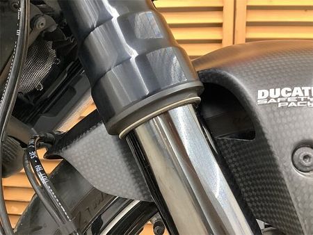 ドゥカティ DIAVEL CROMO ディアベル AMGスペシャルエディション 2012年モデル 22