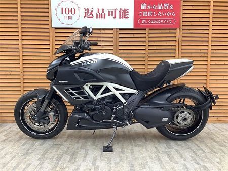 ドゥカティ DIAVEL CROMO ディアベル AMGスペシャルエディション 2012年モデル 3