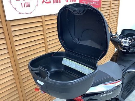 ホンダ PCX125 PCX125 2018年モデル リアボックス装備 24