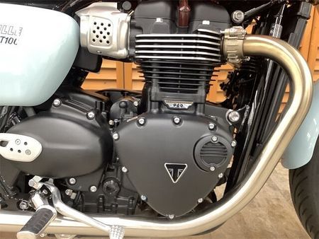 トライアンフ BONNEVILLE T100 ボンネビルT100 サイドパニアステー バーエンドミラー スクリーン装備!!! 12