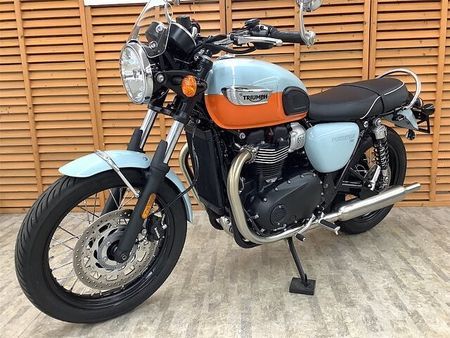 トライアンフ BONNEVILLE T100 ボンネビルT100 サイドパニアステー バーエンドミラー スクリーン装備!!! 9