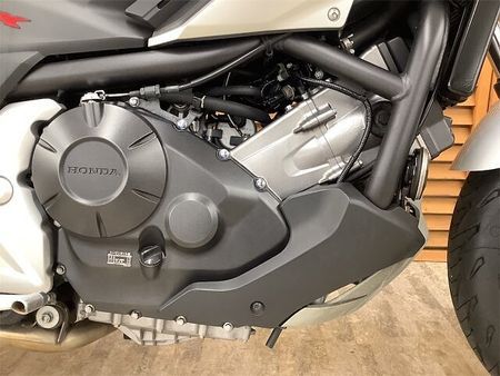ホンダ NC750X タイプLD 【マル得】NC750X 2016年モデル ワンオーナー リアキャリア装備 17
