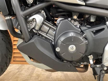 ホンダ NC750X タイプLD 【マル得】NC750X 2016年モデル ワンオーナー リアキャリア装備 18