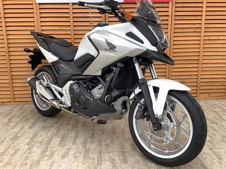 ホンダ NC750X タイプLD 【マル得】NC750X 2016年モデル ワンオーナー リアキャリア装備 7