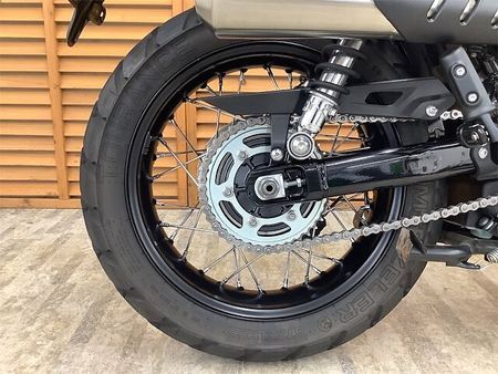 トライアンフ STREET SCRAMBLER ストリートスクランブラー リアキャリア ショートスクリーン装備! 13