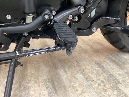 トライアンフ STREET SCRAMBLER ストリートスクランブラー リアキャリア ショートスクリーン装備! 23