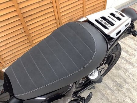 トライアンフ STREET SCRAMBLER ストリートスクランブラー リアキャリア ショートスクリーン装備! 8