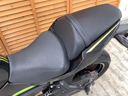 カワサキ Z650 Z650 2020年モデル トリックスター製スライダー・BEETエヴォリューションマフラー 16