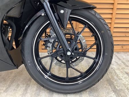 スズキ GSX250R GSX250R 2020年モデル USBソケット フェンダーレス装備 16