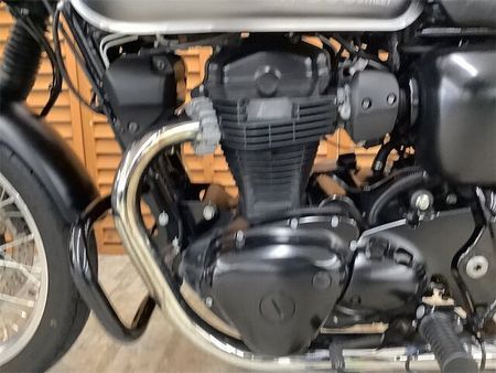 カワサキ W800 STREET W800ストリート ワンオーナー エンジンガード 12