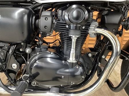 カワサキ W800 STREET W800ストリート ワンオーナー エンジンガード 10