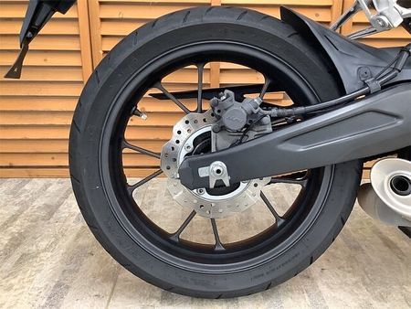 ホンダ CB125R CB125R 2018年モデル ヘルメットホルダー装備 13