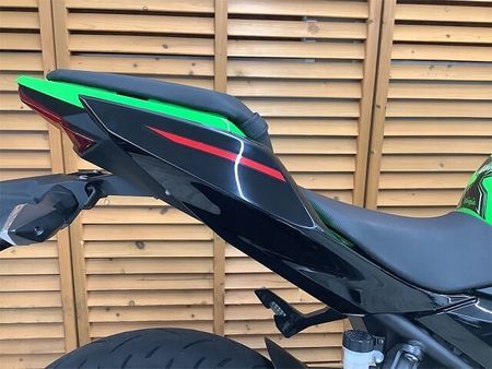 カワサキ ニンジャ 400 NINJA400 KRTエディション 2022年モデル ワンオーナー グリップヒーター装備 13