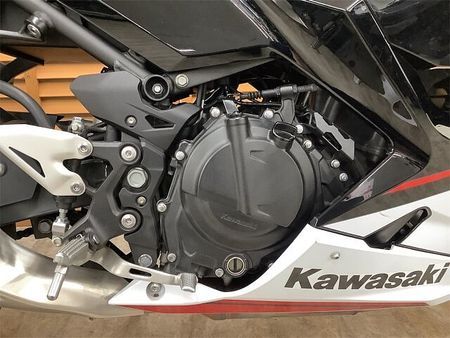 カワサキ ニンジャ 400 NINJA400 KRTエディション 2022年モデル ワンオーナー グリップヒーター装備 17