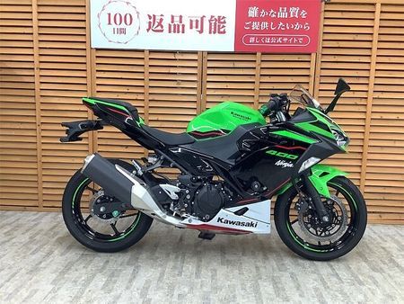 カワサキ ニンジャ 400 NINJA400 KRTエディション 2022年モデル ワンオーナー グリップヒーター装備 39
