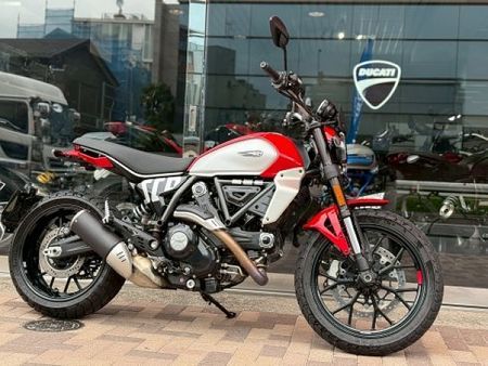 ドゥカティ Scrambler Icon 1