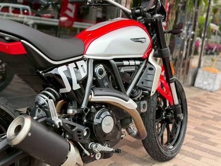 ドゥカティ Scrambler Icon 2