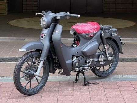 ホンダ スーパーカブC125 店頭現車無し、要取り寄せ車両。■店頭在庫が無い場合でもご注文頂き次第、お取り寄せ致します。 3