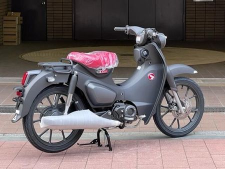 ホンダ スーパーカブC125 店頭現車無し、要取り寄せ車両。■店頭在庫が無い場合でもご注文頂き次第、お取り寄せ致します。 4