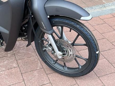 ホンダ スーパーカブC125 店頭現車無し、要取り寄せ車両。■店頭在庫が無い場合でもご注文頂き次第、お取り寄せ致します。 10