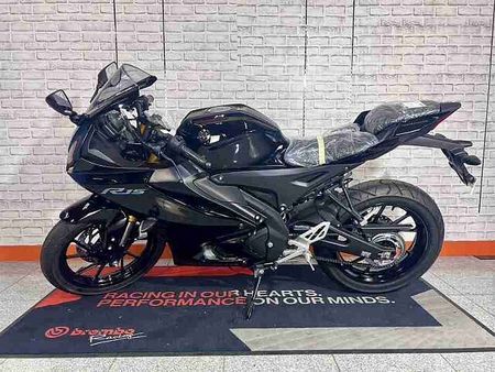 ヤマハ YZF-R15 【新車在庫あり】即納可能です! YZF-R15 5
