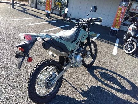 カワサキ KLX230 シェルパ 【新車在庫あり】即納可能です! KLX230シェルパ 3