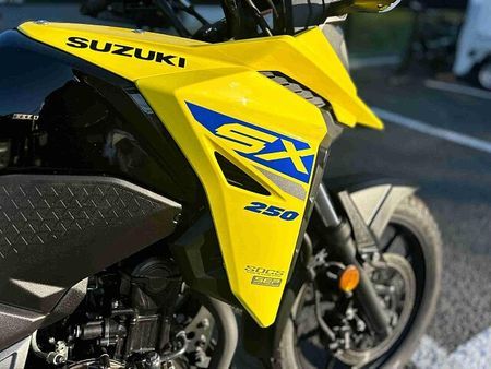 スズキ Vストローム250SX 【新車在庫あり】即納可能です! Vストローム250SX 8