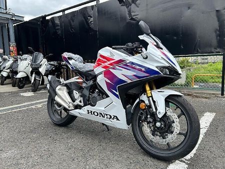 ホンダ CBR250RR (MC51) 【新車在庫あり】即納可能です! CBR250RR 2